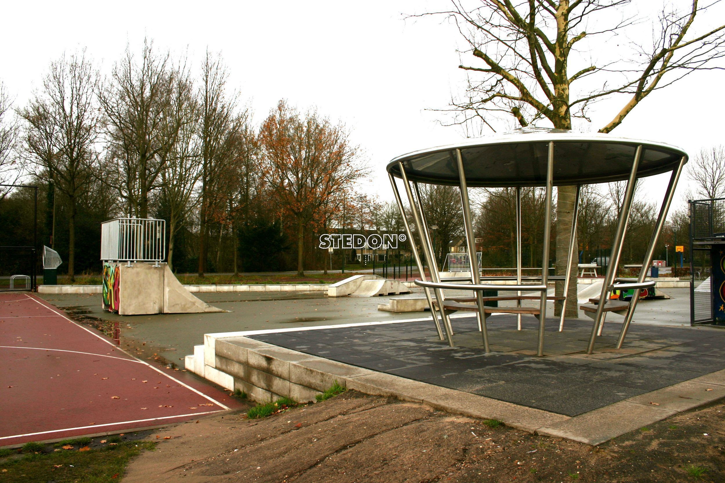 Jongeren ontmoetingsplek JOP Straatmeublilair