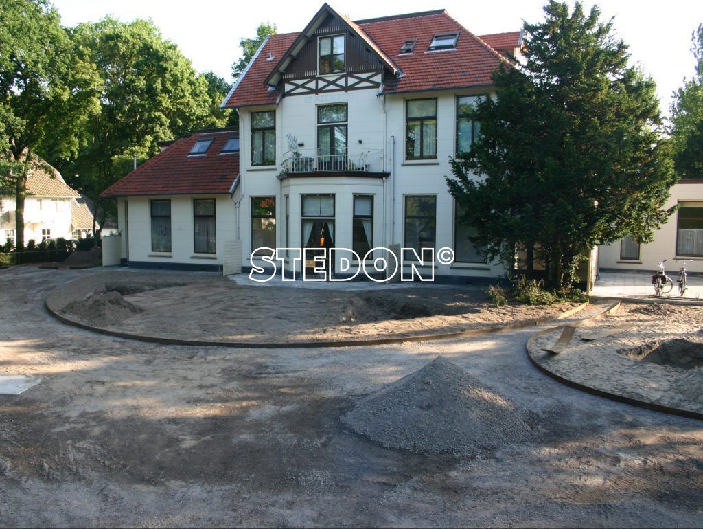 op maat cortenstaal borderrand openbare ruimte