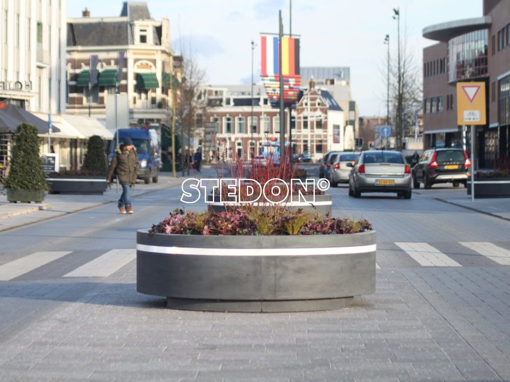 betonnen Bloembakken