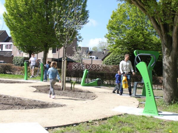 Buiten fitnesstoestellen, bootcamp, outdoor fitness, buiten fitness, vandalismebestendig buiten fitnesstoestellen