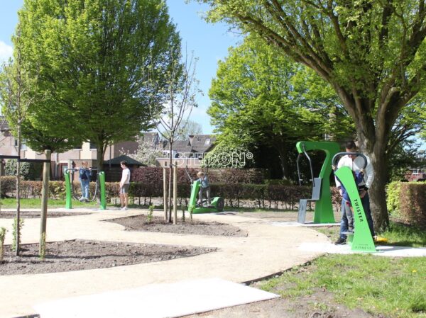 Buiten fitnesstoestellen, bootcamp, outdoor fitness, buiten fitness, vandalismebestendig buiten fitnesstoestellen