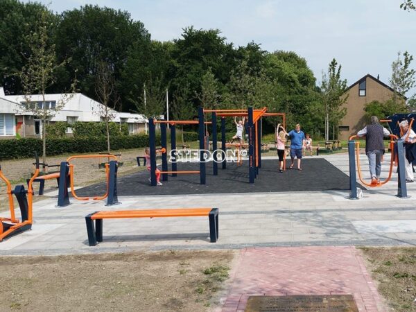 Buiten fitnesstoestellen, bootcamp, outdoor fitness, buiten fitness, vandalismebestendig buiten fitnesstoestellen