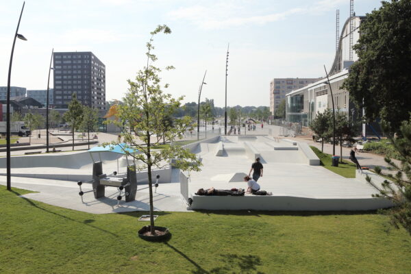 Skateparken, betonnen skaterpark, vandalismebestendig skatepark, skatepark beton, skate, betonnen skateelementen