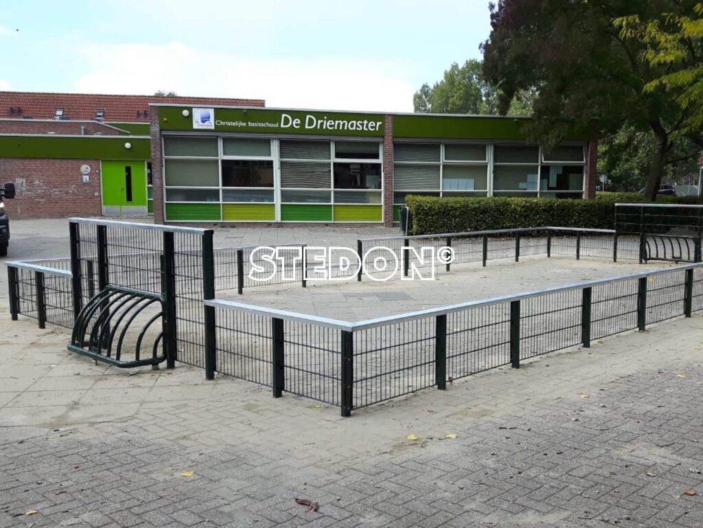 Pannakooi, pannakooien, pannavels, pannavelden, sportkooi, sportkooien, voetbalkooi, voetbalkooien, pannakooi openbare ruimte