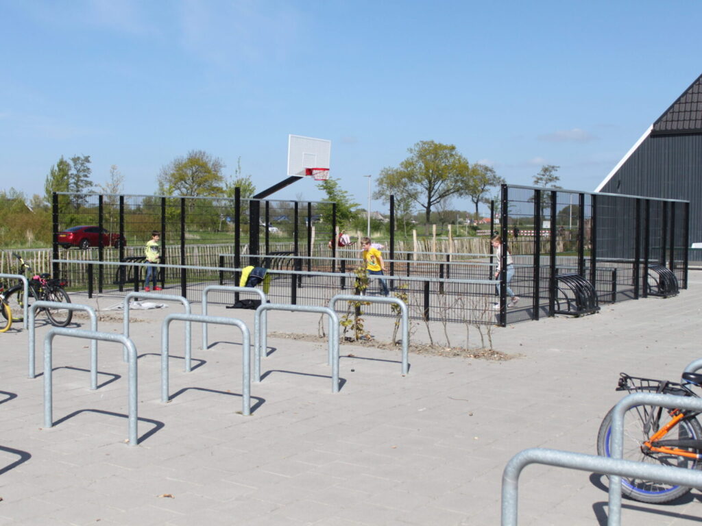 Pannakooi voor elk budget, Pannakooi rond, Pannakooi DSM, Pannakooi, pannakooien, pannaveld, pannavelden, sportkooi, sportkooien, voetbalkooi, voetbalkooien, pannakooi openbare ruimte