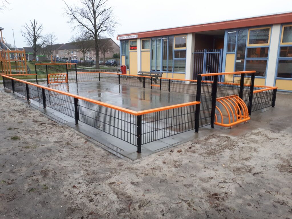 Pannakooi voor elk budget, Pannakooi rechthoek, Pannakooi, pannakooien, pannaveld, pannavelden, sportkooi, sportkooien, voetbalkooi, voetbalkooien, pannakooi openbare ruimte