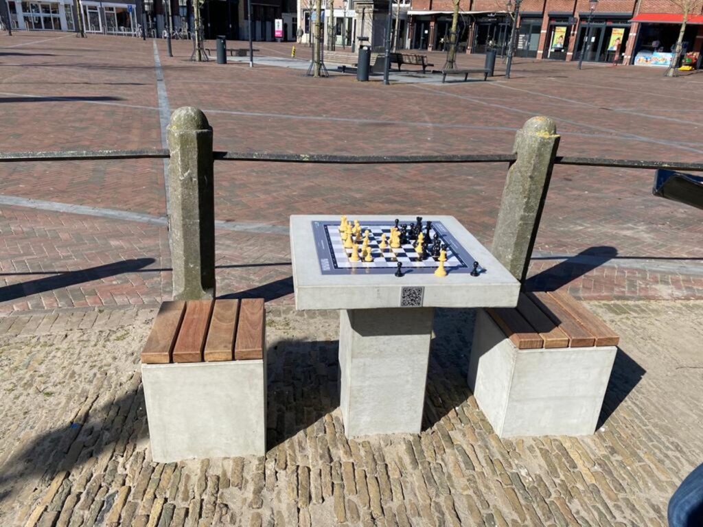 urban chess schaaktafel laten plaatsen