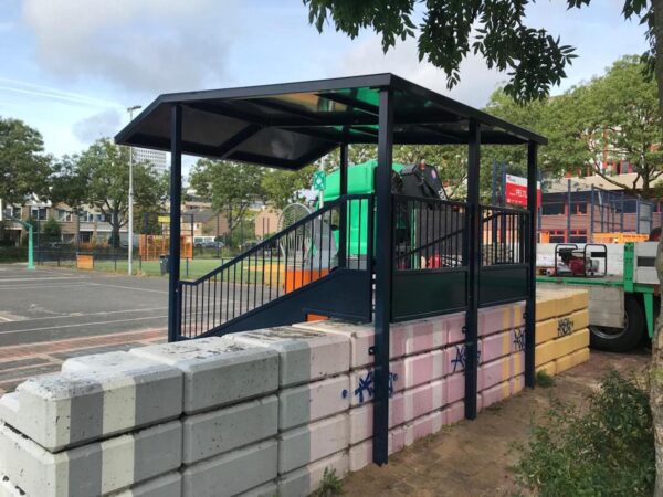 Ontmoetingsplek, ontmoetingsplekken, jongen ontmoetingspek, hangplek,