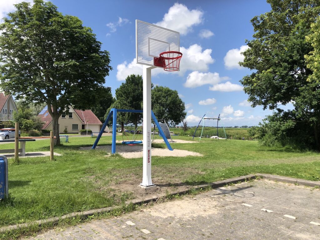 Basketbal, basketbalveld, basketbalveld 3x3, 3x3 basketbal, 3x3 basketbalveld, basketballen, basketbalpaal, basketbalpalen