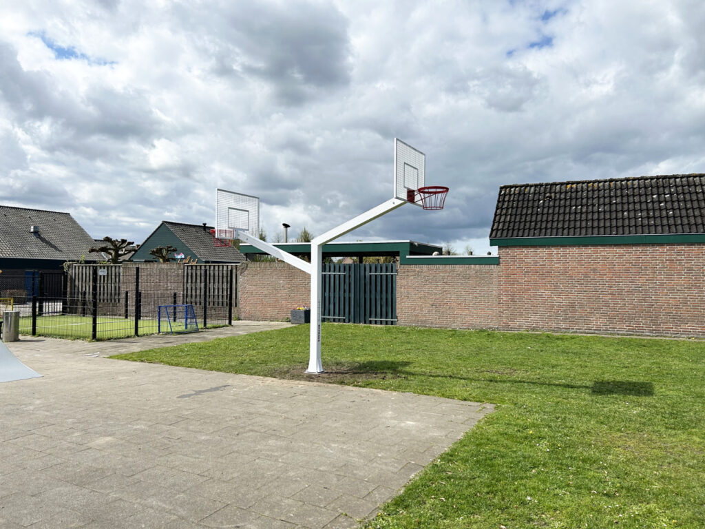Basketbal, basketbalveld, basketbalveld 3x3, 3x3 basketbal, 3x3 basketbalveld, basketballen, basketbalpaal, basketbalpalen