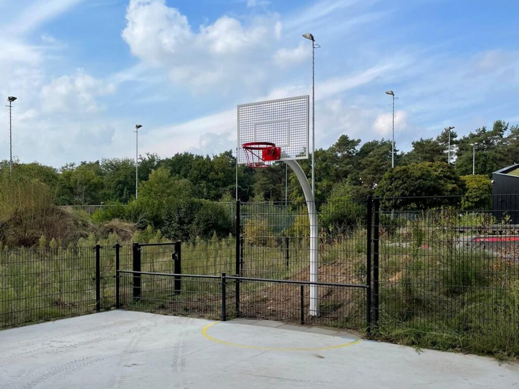 Basketbal, basketbalveld, basketbalveld 3x3, 3x3 basketbal, 3x3 basketbalveld, basketballen, basketbalpaal, basketbalpalen