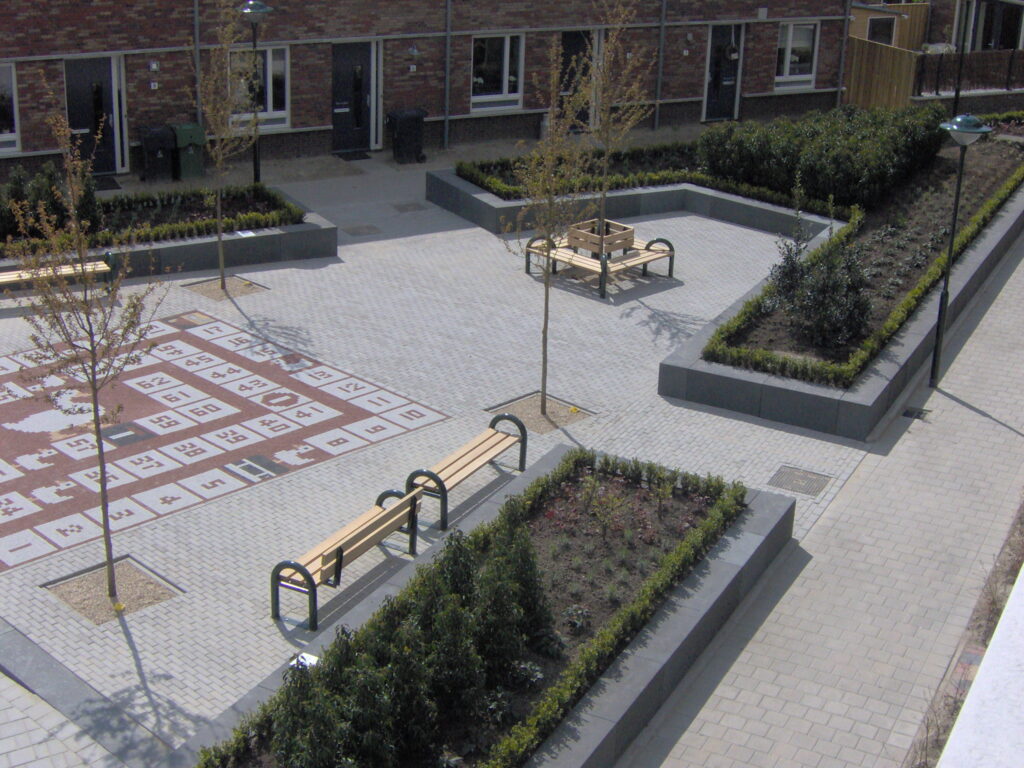 bloembakken, borders, zitelementen